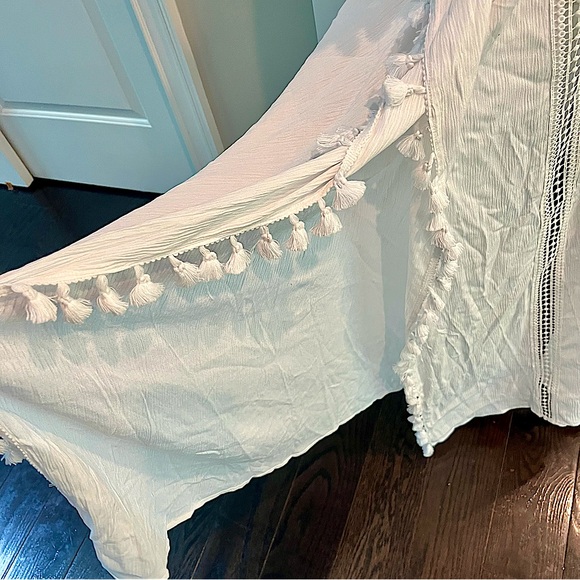 Michael Stars Farrah Caftan Maxi Dress in White - Picture 13 of 16